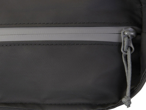Водонепроницаемая эко-сумка Aqua для ноутбука с диагональю экрана 14 дюймов, сплошной черный (P)
